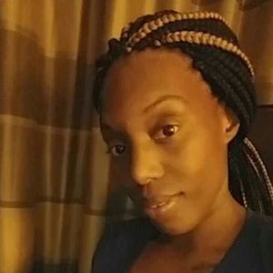 Meet your Posher, Annie